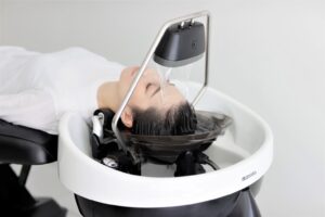 DC1BD0AB F987 4226 8923 A8A68261ECD4 300x200 - ☆頭浸浴導入☆